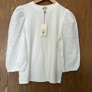 Eyelet top
